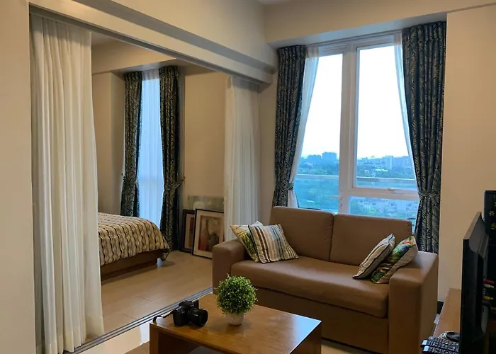 Mactan Newtown Deluxe Island Breeze *